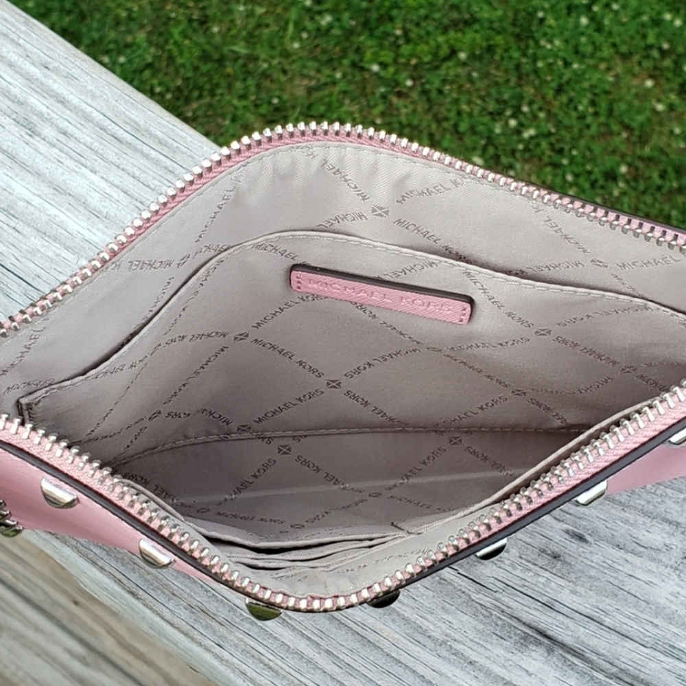 Michael Kors Jet Set XL Zip Clutch Wristlet - Picture 3 of 5